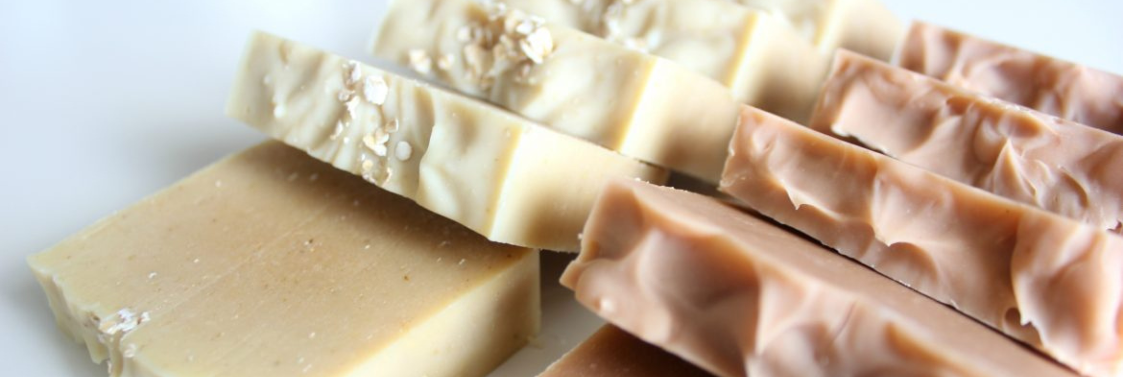 Quel parfum choisir pour ta saponification à froid ? Le guide pour ne plus jamais se louper !