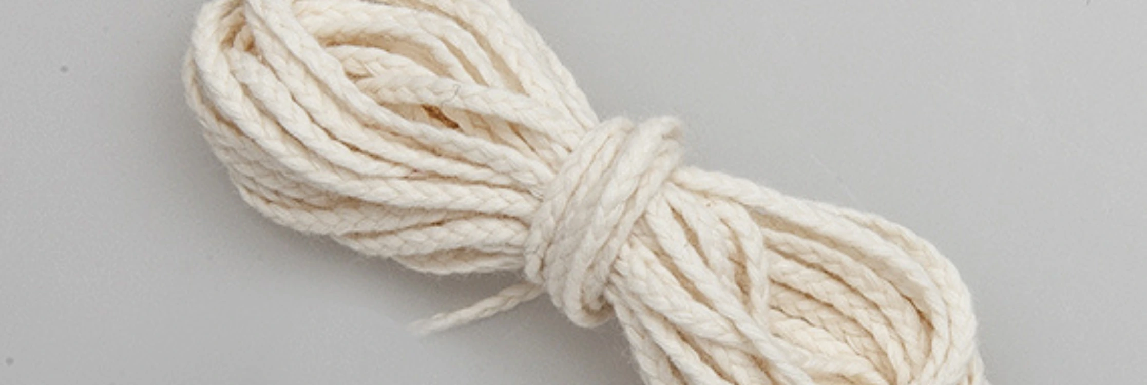 meches-de-bougie-tableau-comparatif-coton-bois-et-papier-pour-chaque-diamètre-de-contenant