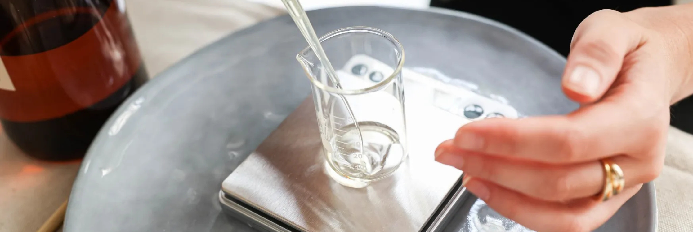 quelle-est-la-bonne-quantié-de-parfum-à-mettre